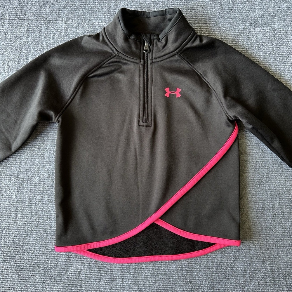 Under Armour Girls Size 4 Half Zip Sweatshirt Black And Pink